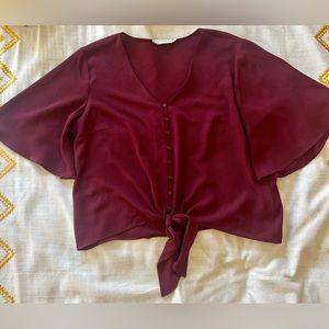 Front-tie crop butterfly top